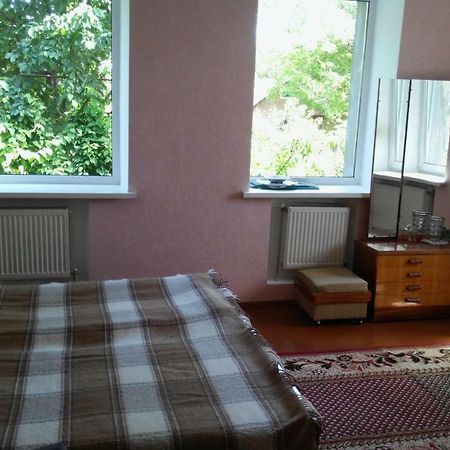 Separate Room Homestay In A Private House, Facilities Shared With Owner Berdychiv Exterior foto