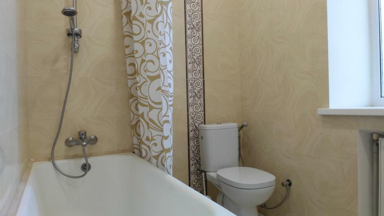 Separate Room Homestay In A Private House, Facilities Shared With Owner Berdychiv Exterior foto